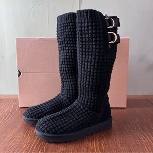 UGG Classic SOLENE Tall Knit Black Boots Size 6 NIB